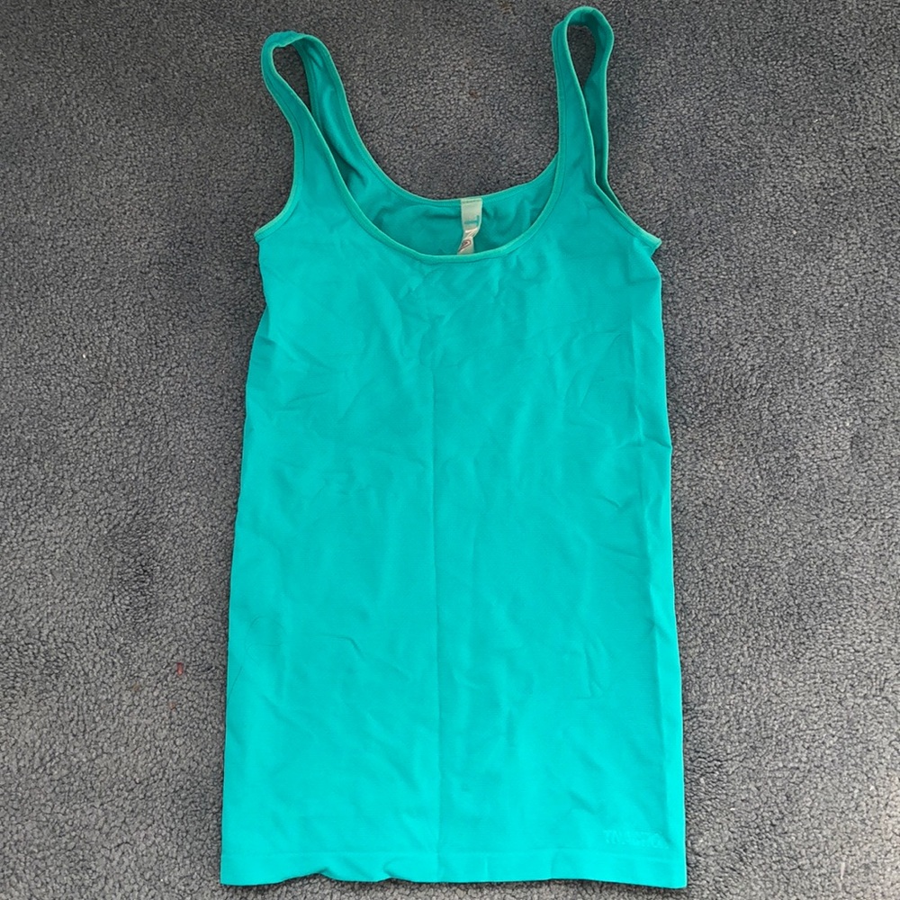 TNA exercise top